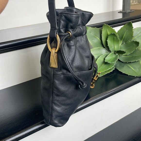 Italian Leather bucket bag crossbody shoulder handbag drawstring black gold - Picture 3 of 13